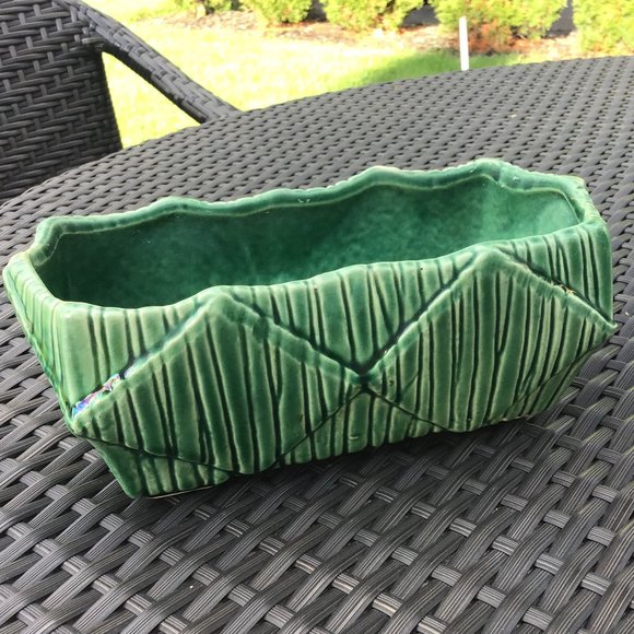 Vintage McCoy Planter MCM Green - Picture 1 of 16